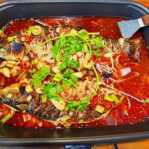 Wushan People Grilled Fish (Post Lake Branch, Central South University)