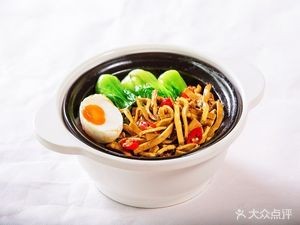 He Family Fresh Lamb Rice Noodles with Special Lamb Hot Pot (General Party School Head Office)