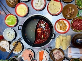 Chengdu Small Pub Hotpot Restaurant (Tianma Second Road Store)