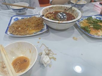 Dōngběi Cài Jiǎozi Restaurant