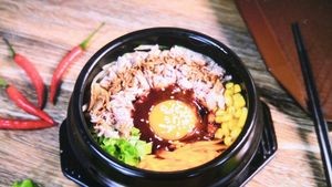 Old Street Stone Pot Bibimbap