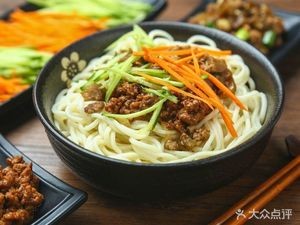 Little Huang Mama (Helong Branch)