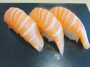 Ice Island Salmon (Heshi Store)