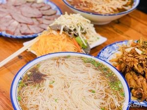 Xu Family Chicken Flavor Hand-Pulled Noodles (Lianhe Road Branch)