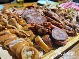 Kong's Sour Cabbage Beef Noodles (Dashizhijie Store)