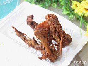 Xiao Liang Duck Snacks (Bei Er Lu Store)
