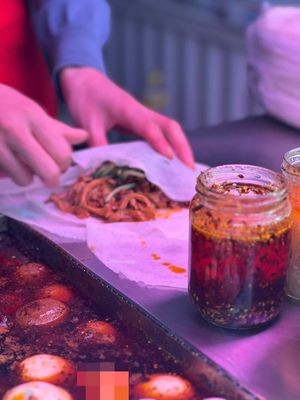 Lao Wang Fu Rong Egg Roll (Wanda Branch)