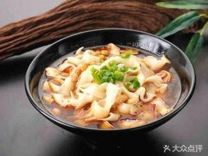 Long Xiang Hui Chongqing Small Noodles (Yalu River Street Branch)