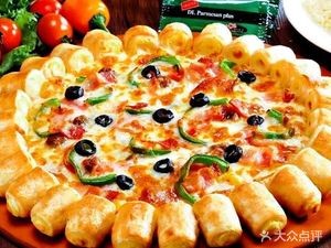 7th Street Pizza & Fried Chicken (Licun Branch)