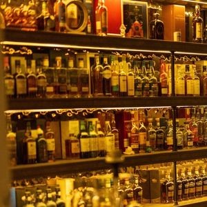 Yongfu TOP MALTS Global Whiskey Bar