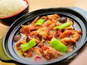 First-Class Huangfen Sandpot Theme Restaurant