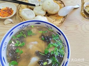 Nanjing Steamed Dumplings & Taihe Board Noodles (Gongye South Road Branch)