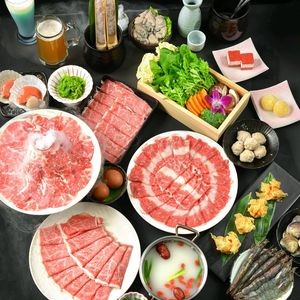 Laidao Town · Wagyu Seafood Hot Pot (Fenghuangcheng Branch)