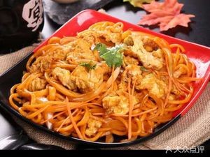 张玲炸串夹馍十炒面炒饭砂锅(美华园店)