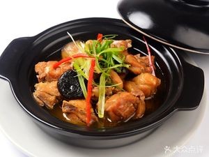 Yiwei Ju Huangfen Chicken Rice (Haixing North Road Branch)