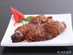 Beijing Fruit Wood Roast Duck (Deji Branch)