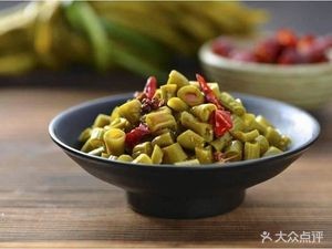 小钱麻辣烫(城中路店)
