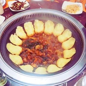 嘎巴锅铁锅炖(陆家店)