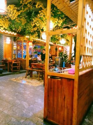 Golden Three Gorges Dry Pot (Ou Feng Commercial Pedestrian Street Branch)