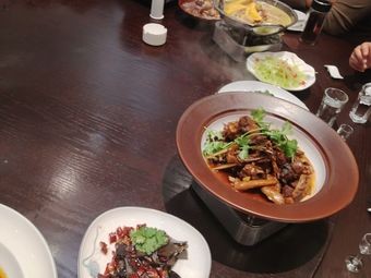 Jiang Xiaoliu Family Banquet