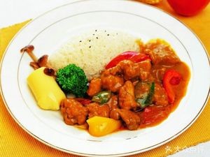 Taste Specialty Rice Bowl, Beef Noodles, Stir-Fry Vegetables (Chali Shuijie Pedestrian Street Branch)