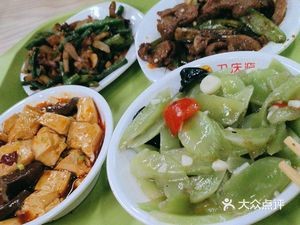 Weiqingyuan Chinese Fast Food (Xinda Lohua Street Store)