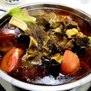 Jie Chan Beef Bone Hot Pot (Dong Tang Road Branch)