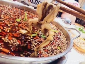 Sun Dabang Frog and Fish Head (Jiangnan Style Street)
