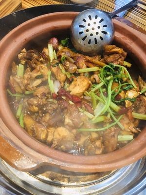 Uncle Bozi's Charcoal Chicken Pot