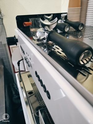 LOOKGOR CAFE · Round Bumpy Coffee