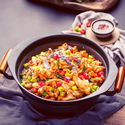 Luosila Duck Feet & Frog Stew · Dry Pot Frog (Qiaoling International Store)
