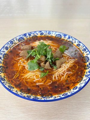 Chongqing Wanzhou Noodle House (Rongxing Village Store)