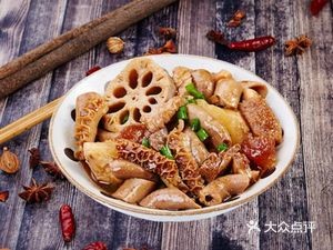 Weijue Super Beef Tripe (Hexin Plaza Store)