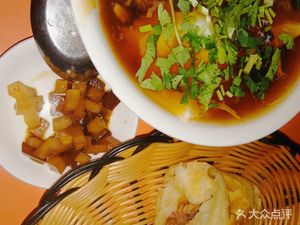 Beef Fire Cake with Lamb Soup (Xianshuiwu Store)