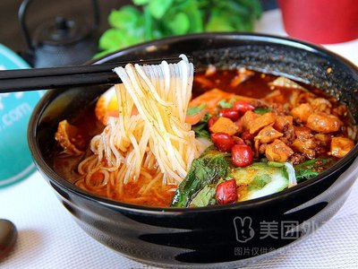 Xiangyuan Bridge Crossing Rice Noodles (Wenyuan Apartment Branch)