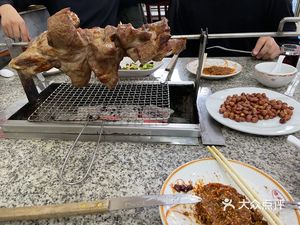 Oriental Grassland Roasted Lamb Leg