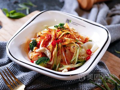 Wei's Cold Noodles (Sports Center Store)