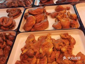 Dingxuan Auntie's Braised Chicken Shop