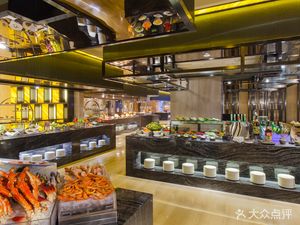 Crowne Plaza Hotel - Waterfront Western Restaurant