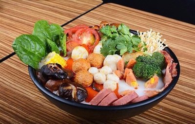 Yuyan Bone Soup Spicy Hot Pot