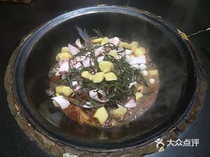 Muhuo Iron Pot Stewed Live Fish (Quanxing Junk Market Branch)