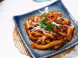 Tong Xin Lou (Branch at Shisan Qu Qun Ying Hutong)