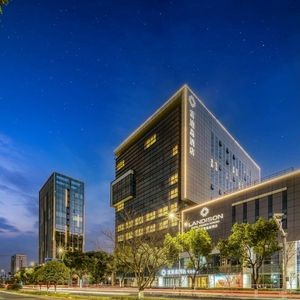 Radisson Hotel · Senhu Chinese Restaurant (Yinzhou Branch)