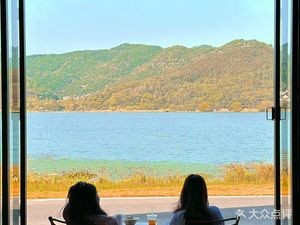UNI CAFE Pancake & Light Meal (Dongqian Lake Store)