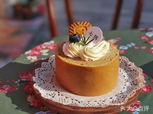 Qiyu Coffee · Cake