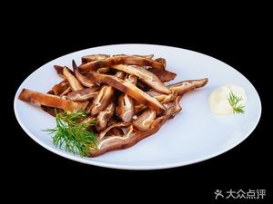 Xu's Nanchang Spicy Noodles and Clay Pot Soup