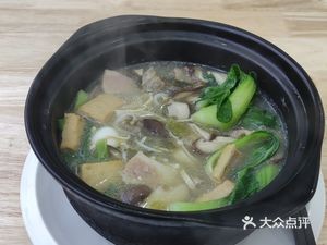 Yunnan Crossing Bridge Rice Noodles (Wanda Branch)