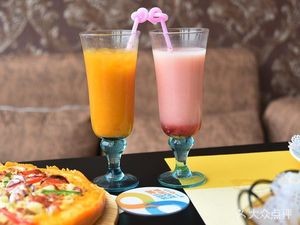 Gather at the Moment Café (Dongbo Branch)
