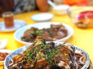 Dehe Family Kitchen