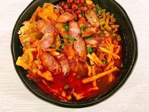 Qian Bai Wei Snail Rice Noodles (Zhongtang Branch)